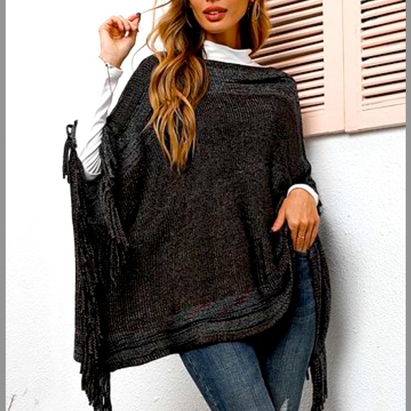 BRAND NEW fringed poncho in browns, grays & black. - Picture 1 of 2